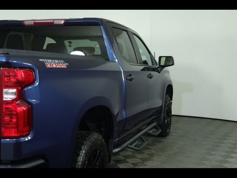 Used 2022 Chevrolet Silverado 1500 Custom Trail Boss image 23
