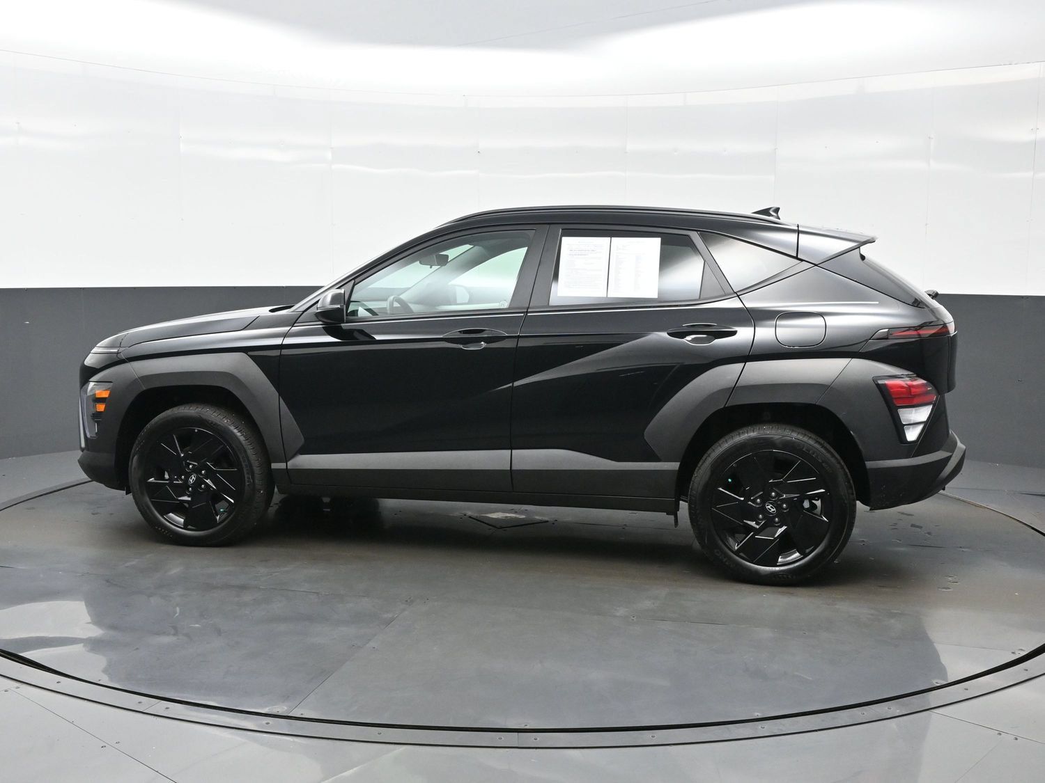 Used 2026 Hyundai Kona SEL Sport AWD/4WD image 3