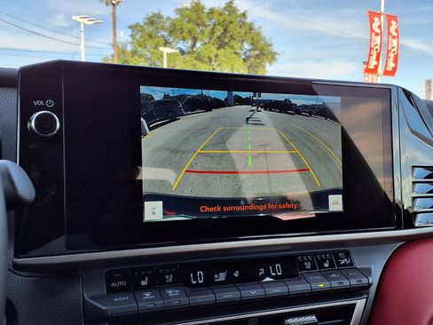 Used 2026 Toyota Camry XSE w/ Premium Package image 15