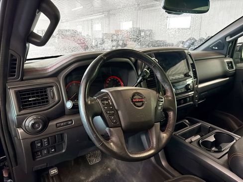 Used 2021 Nissan Titan PRO-4X AWD/4WD image 8