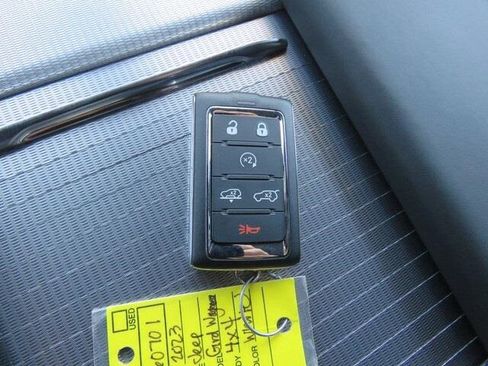 New 2023 Jeep Grand Wagoneer 4WD w/ Convenience Group III image 43