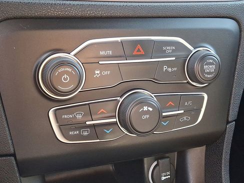 Used 2023 Dodge Charger SXT image 15