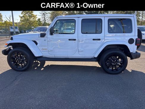 Used 2023 Jeep Wrangler Unlimited Sahara w/ Cold Weather Group image 2