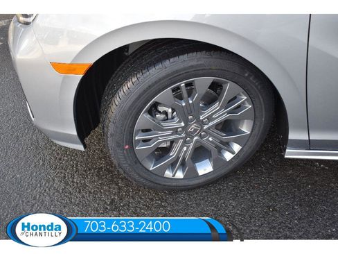 New 2026 Honda Odyssey Touring image 37