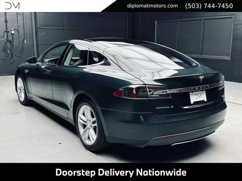 Used 2014 Tesla Model S 85 RWD image 5