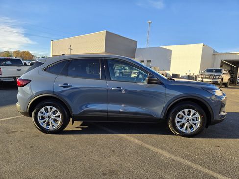 New 2026 Ford Escape Active image 6