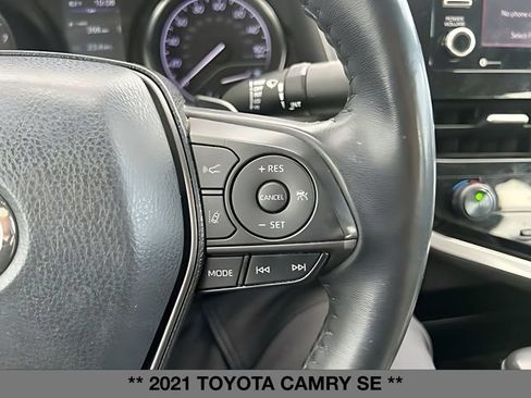 Used 2021 Toyota Camry SE FWD image 19
