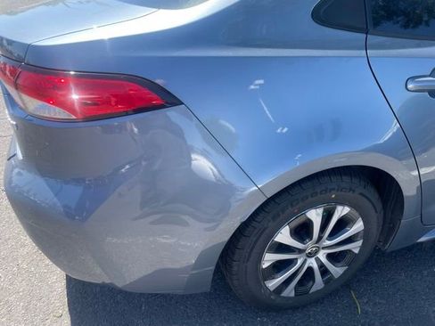Used 2022 Toyota Corolla LE FWD image 17