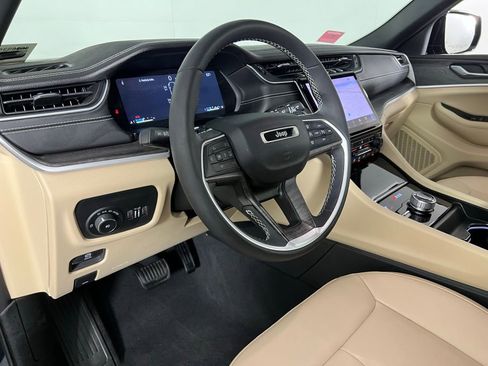 Used 2024 Jeep Grand Cherokee L Limited w/ Trailer Tow Package image 22