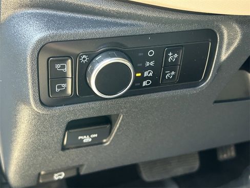 Used 2023 Ford Bronco Wildtrak image 28