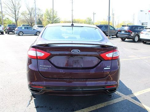 Used 2013 Ford Fusion SE FWD image 6