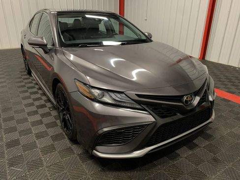 Used 2022 Toyota Camry XSE w/ Navigation Package image 6