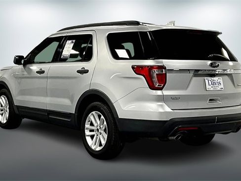 Used 2016 Ford Explorer Base image 5