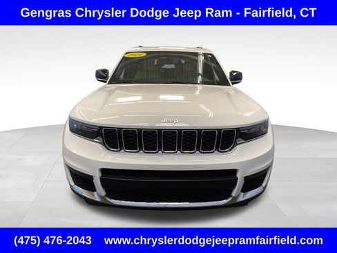 Certified 2024 Jeep Grand Cherokee L Limited AWD/4WD image 2