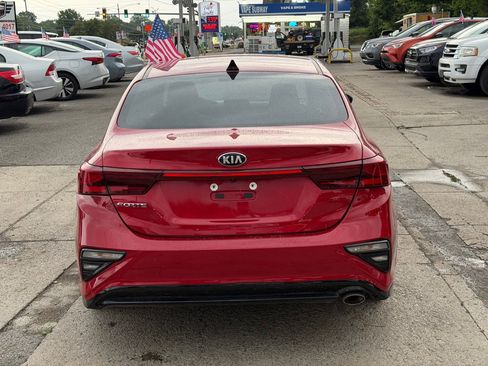 Used 2021 Kia Forte LXS FWD image 6