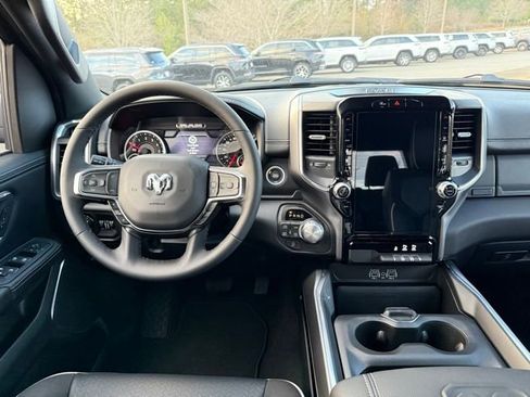 New 2026 RAM 1500 Laramie AWD/4WD image 18