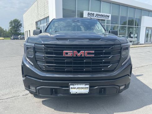 Used 2025 GMC Sierra 1500 Elevation w/ LPO, Elevation Black Package AWD/4WD image 2