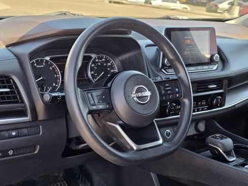 Used 2023 Nissan Rogue SV image 23