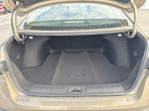 New 2026 Nissan Sentra SV w/ SV Convenience Package FWD image 24