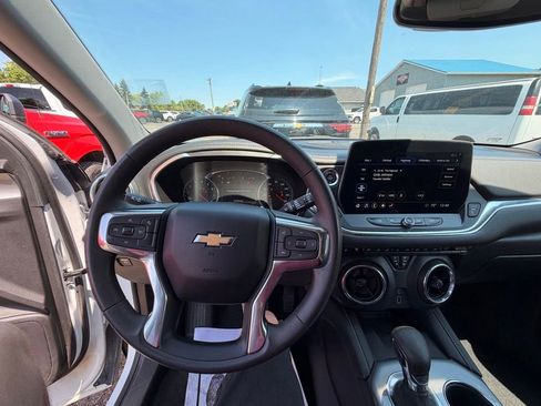 Used 2023 Chevrolet Blazer LT w/ Convenience Package AWD/4WD image 9
