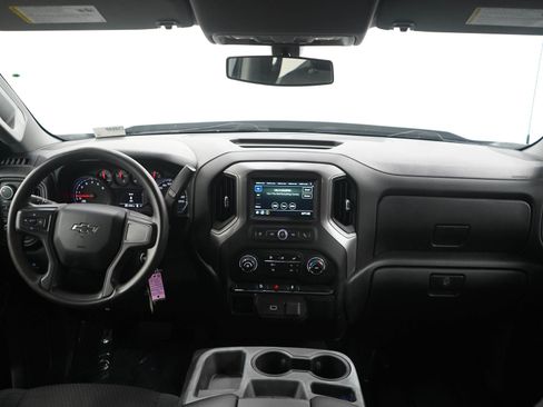 Used 2019 Chevrolet Silverado 1500 Custom Trail Boss AWD/4WD image 13