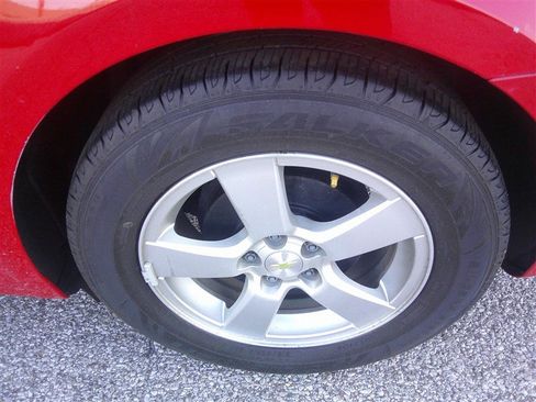 Used 2016 Chevrolet Cruze LT image 21