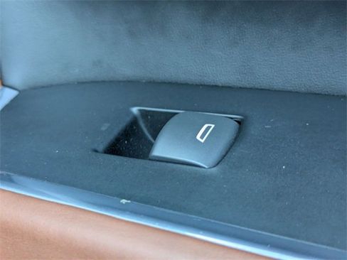 Certified 2024 GMC Sierra 2500 Denali Ultimate image 40