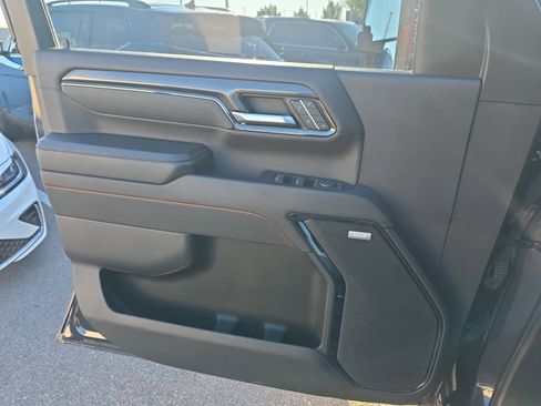 Used 2024 GMC Sierra 2500 AT4 w/ AT4 Premium Plus Package image 13