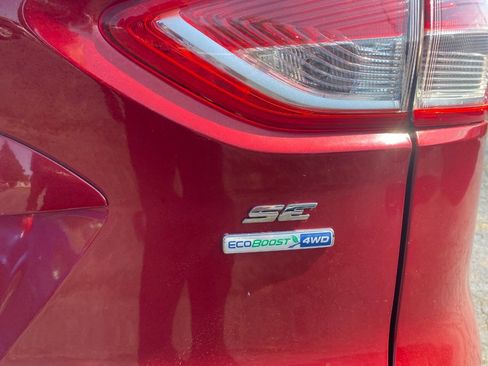Used 2015 Ford Escape SE w/ Equipment Group 201A AWD/4WD image 8