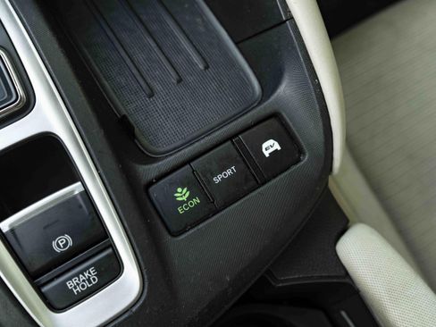 Used 2020 Honda Insight EX image 28