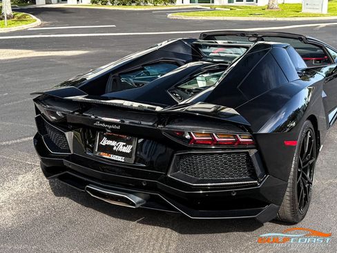 Used 2016 Lamborghini Aventador LP 700-4 image 52
