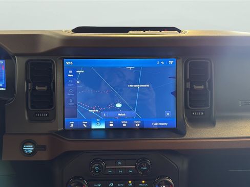 Certified 2024 Ford Bronco Outer Banks AWD/4WD image 18