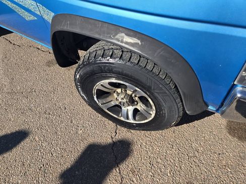 Used 1996 Nissan Pickup XE image 12