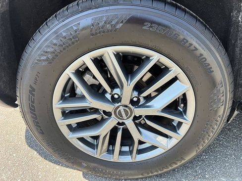 Certified 2023 Nissan Rogue S FWD image 11