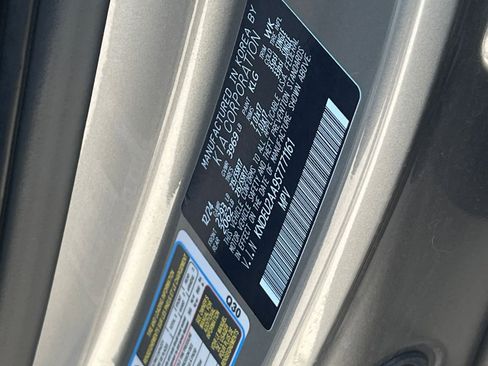 Used 2025 Kia Seltos S image 31