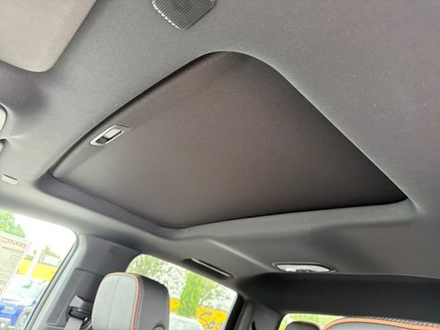 New 2026 GMC Canyon AT4 w/ Technology Plus Package AWD/4WD image 16
