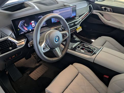 New 2026 BMW X5 xDrive50e w/ M Sport Package AWD/4WD image 12