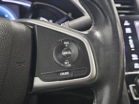 Used 2018 Honda Civic EX-L image 31