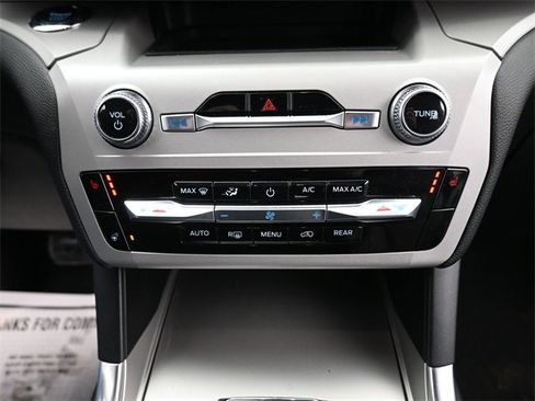 Used 2023 Ford Explorer XLT w/ Equipment Group 202A image 16