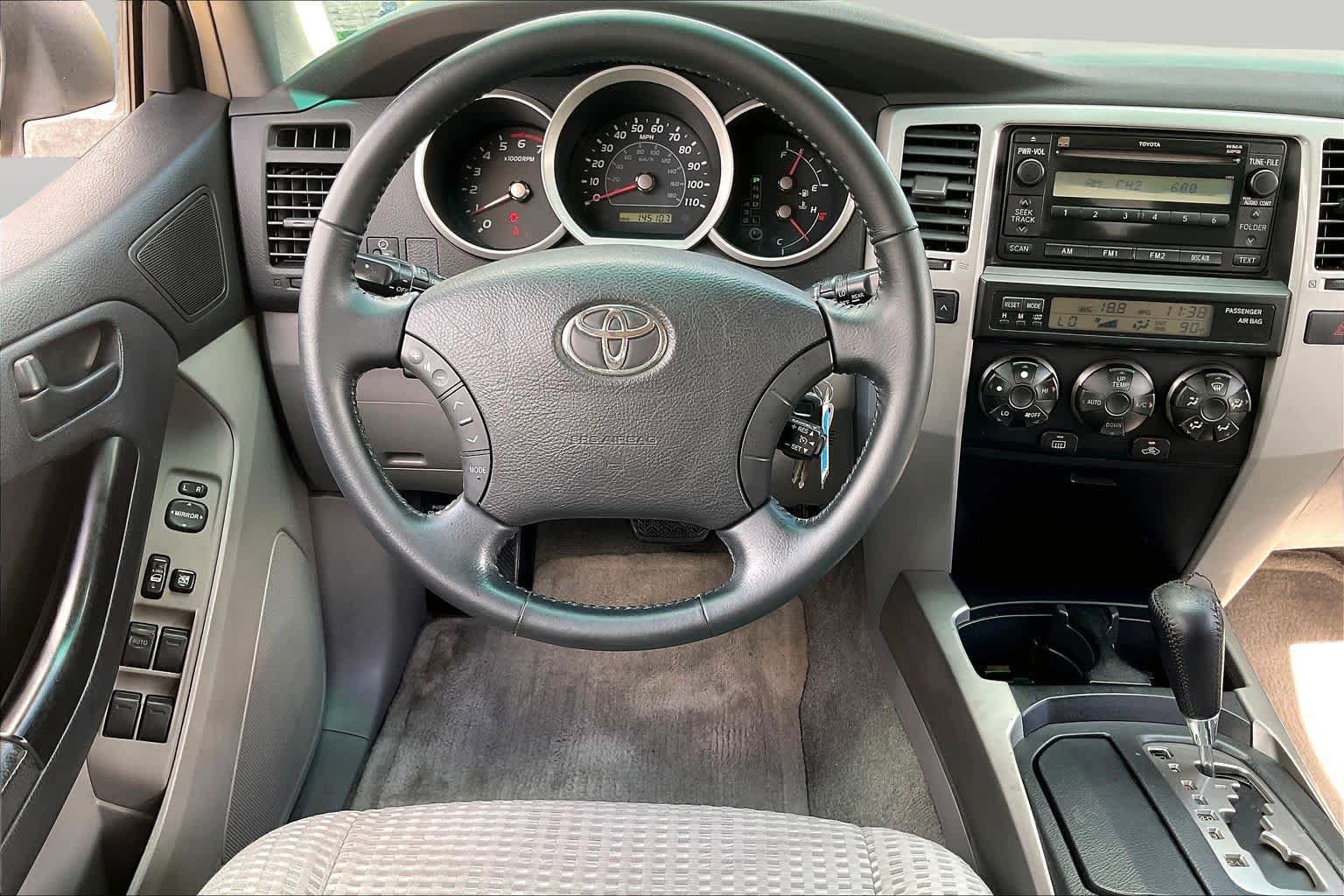 Used 2008 Toyota 4Runner SR5 RWD image 5