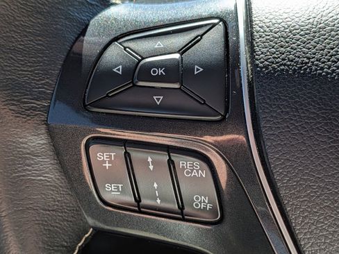 Used 2019 Ford Explorer Platinum AWD/4WD image 18