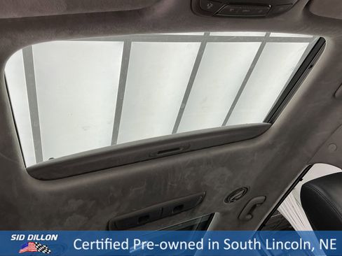 Used 2022 Kia Telluride SX w/ SX Prestige Package image 24