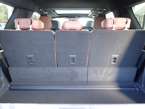 New 2025 Lincoln Navigator Reserve image 28