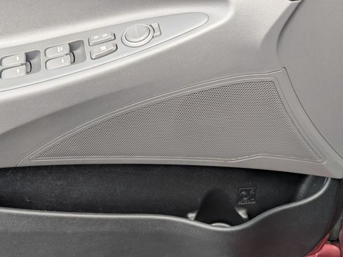 Used 2014 Hyundai Sonata GLS FWD image 15