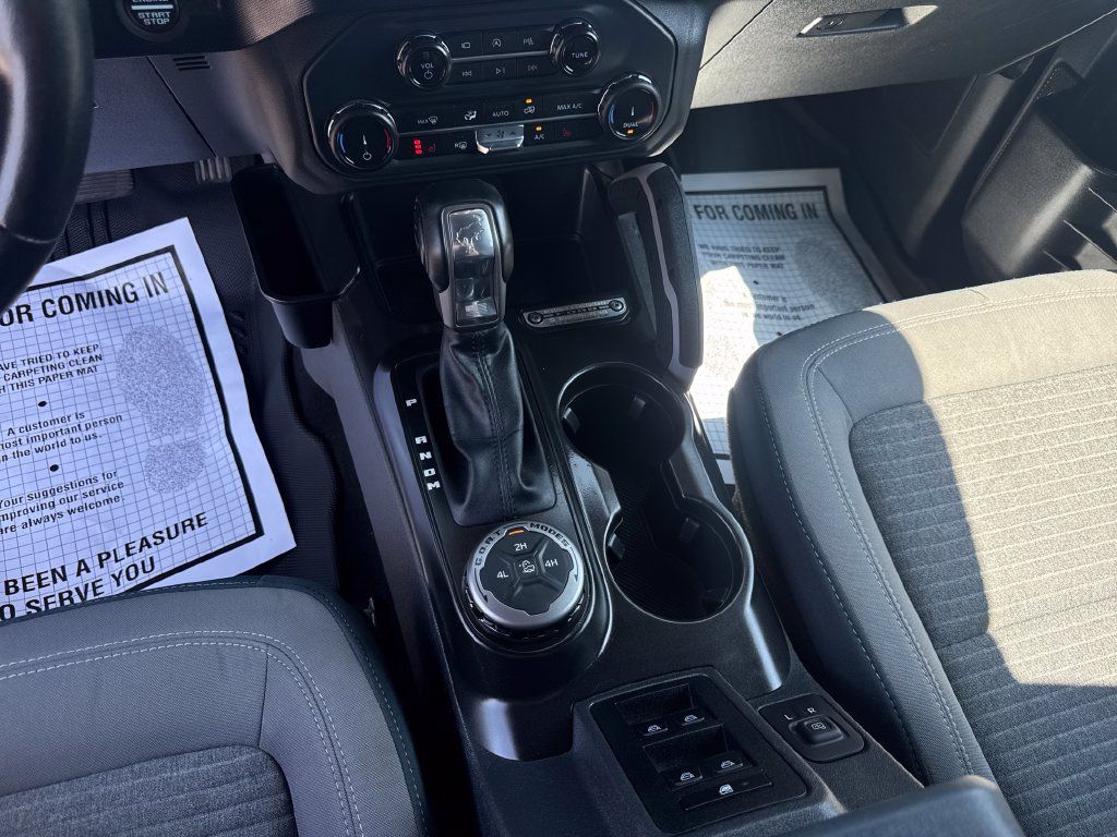 Used 2022 Ford Bronco Outer Banks AWD/4WD image 47