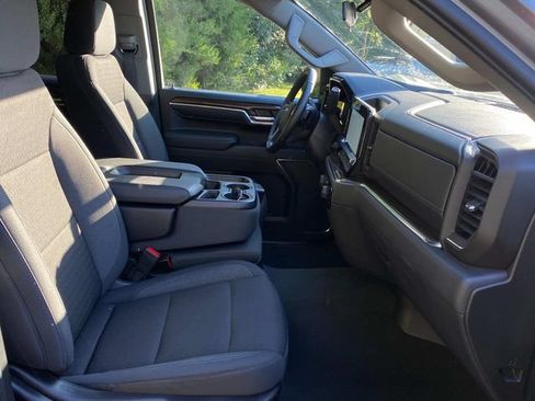 Used 2024 Chevrolet Silverado 1500 LT AWD/4WD image 34