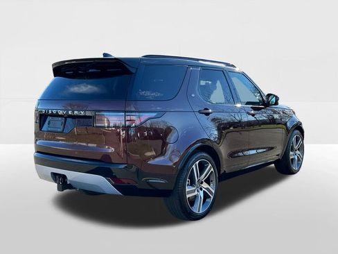 New 2026 Land Rover Discovery Limited Edition image 4