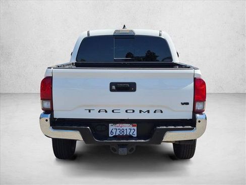 Used 2020 Toyota Tacoma SR5 RWD image 6