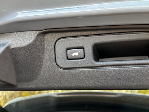 Used 2024 Honda Passport Black Edition image 19