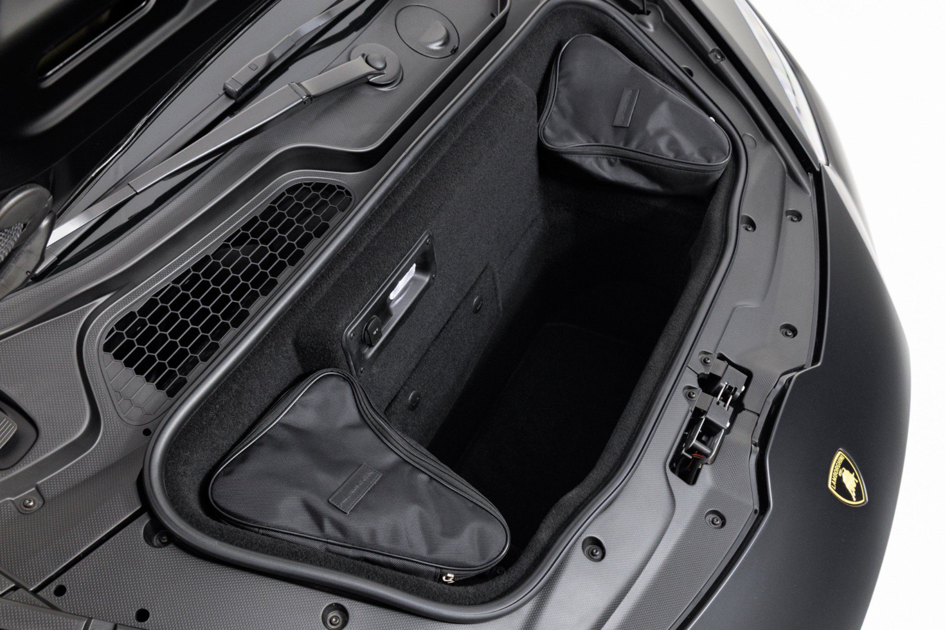 Used 2023 Lamborghini Huracan EVO RWD image 51